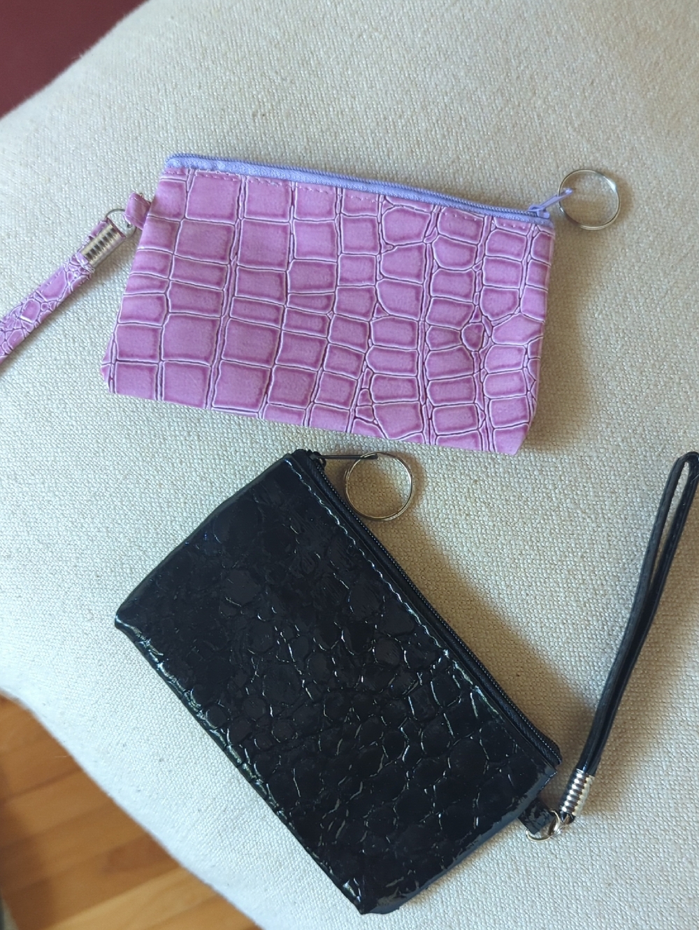 🆕 Croc-Embossed Wristlet /Micro Purse Key chain Pouch -